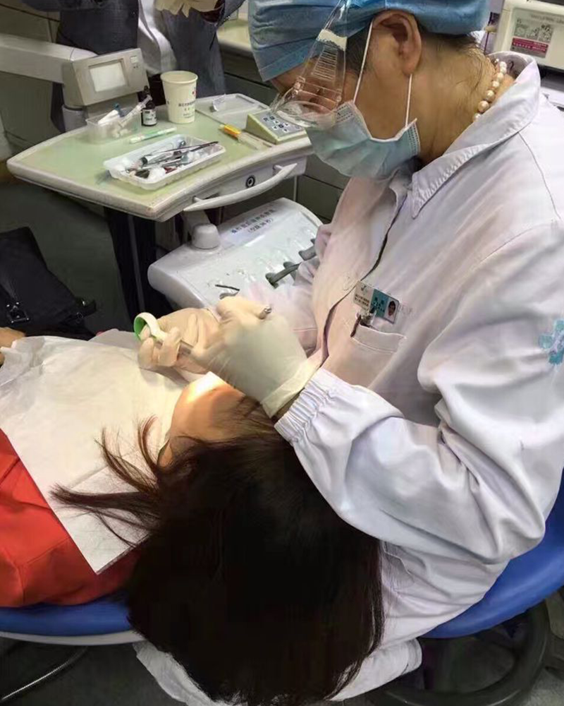 爱康顿